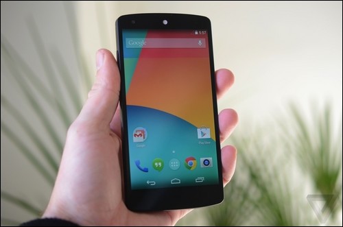 运行安卓4.4系统 谷歌Nexus5外媒最新评测（图）0