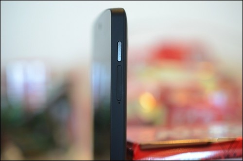 运行安卓4.4系统 谷歌Nexus5外媒最新评测（图）0