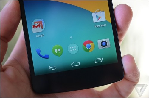 运行安卓4.4系统 谷歌Nexus5外媒最新评测（图）0