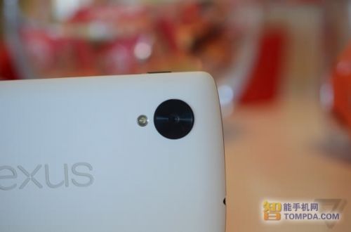 谷歌五太子驾到 4.95寸Nexus 5真机试玩0