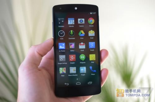 谷歌五太子驾到 4.95寸Nexus 5真机试玩4