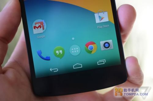 谷歌五太子驾到 4.95寸Nexus 5真机试玩1