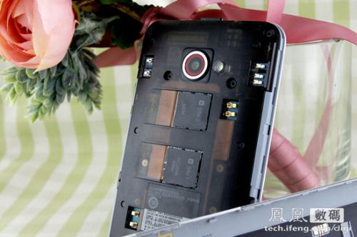 HTC Butterfly s评测:One系列另类诠释4 HTC Butterfly s评测:One系列另类诠释4