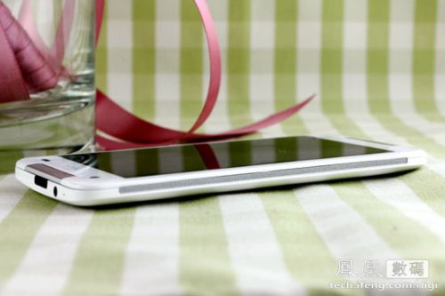 HTC Butterfly s评测:One系列另类诠释7 HTC Butterfly s评测:One系列另类诠释7