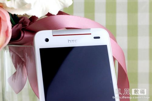 HTC Butterfly s评测:One系列另类诠释4 HTC Butterfly s评测:One系列另类诠释4