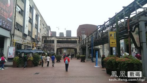 HTC Butterfly s评测:One系列另类诠释2 HTC Butterfly s评测:One系列另类诠释2