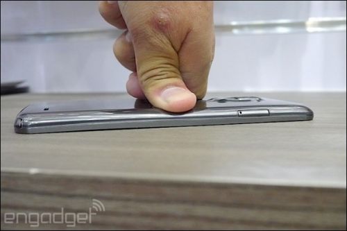 6寸曲面屏幕四核机 LG G Flex体验评测1