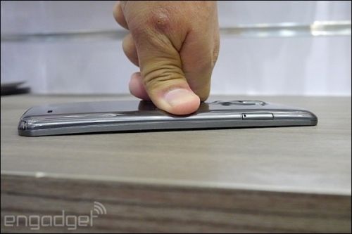 6寸曲面屏幕四核机 LG G Flex体验评测0