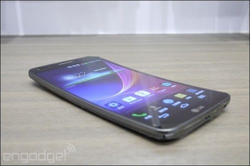 6寸曲面屏幕四核机 LG G Flex体验评测0