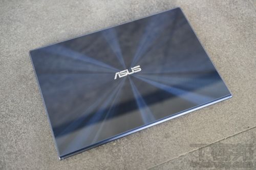 ASUS Zenbook UX301：超强效玻璃笔记本0