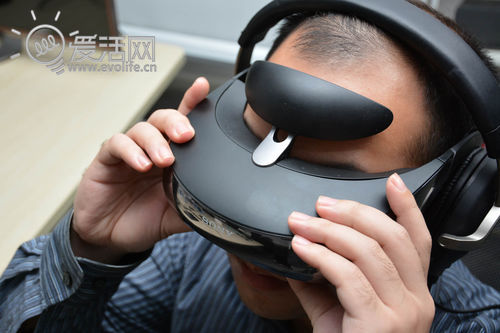 想说爱你不容易 体验索尼HMZ-T3W头戴显示器6