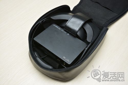 想说爱你不容易 体验索尼HMZ-T3W头戴显示器5