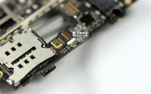 努比亚Z5S拆解 与小米3拼性价比 （图）4