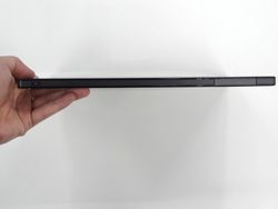 Win8平板的典范 夏普2560分辨率Mebius Pad上手玩2