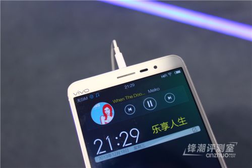 全国首发：vivo Xplay3S上手快评16