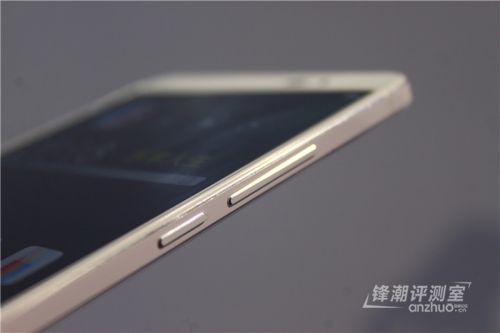 全国首发：vivo Xplay3S上手快评9