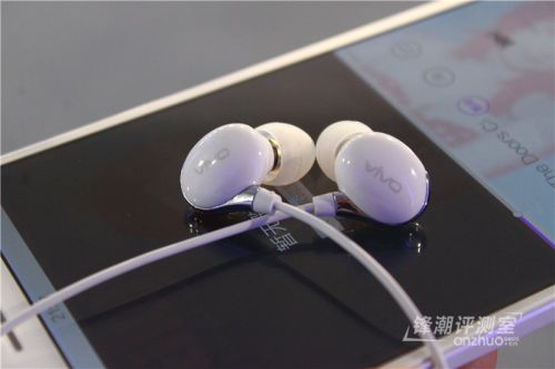 全国首发：vivo Xplay3S上手快评17