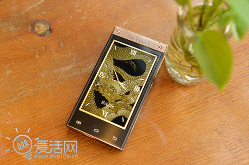 性能逼格全面发展 体验三星W2014壕之风范（图）10