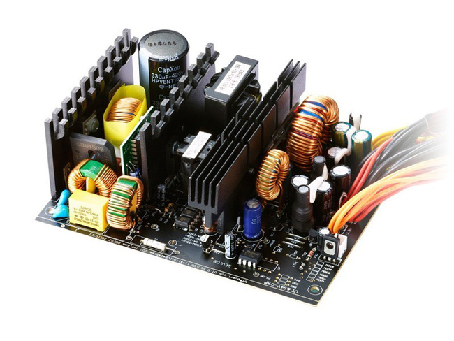 银效时代引领者 红紫银效RP500M游戏电源3