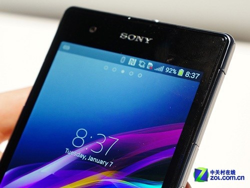 防水防尘+骁龙800 索尼Xperia Z1s试玩1