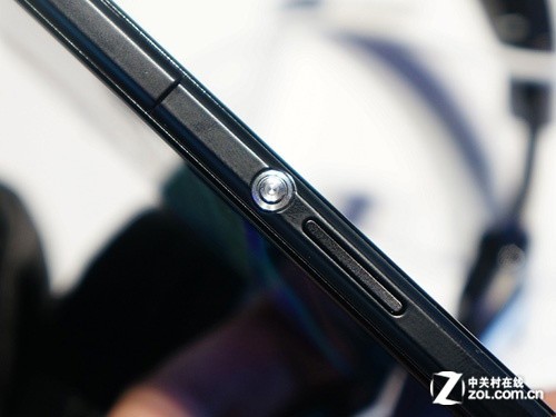 防水防尘+骁龙800 索尼Xperia Z1s试玩4