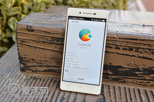 一袭礼服慧眼识夜 夜拍新秀OPPO R1试玩0