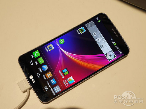 曲面屏幕 6英寸LG G Flex手机现场体验9