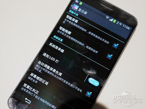 曲面屏幕 6英寸LG G Flex手机现场体验14