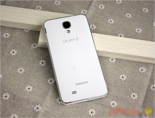 三星Galaxy J 评测：拍照体验欠佳4