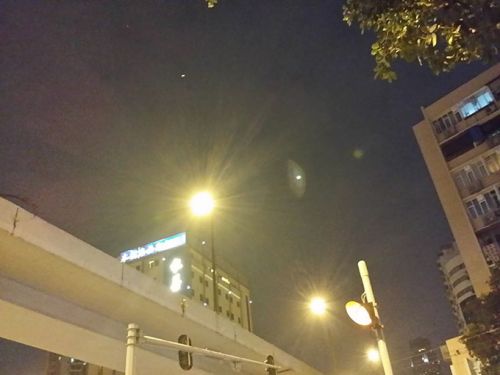 三星Galaxy J 评测：拍照体验欠佳2