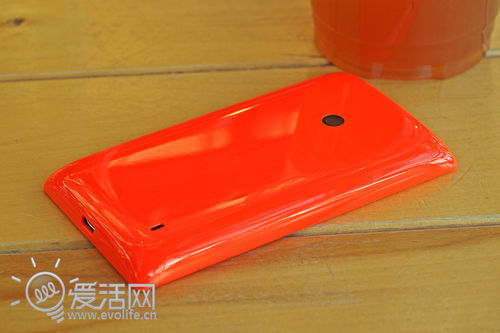 草根之王后继人 试玩入门新力将诺基亚Lumia 5251
