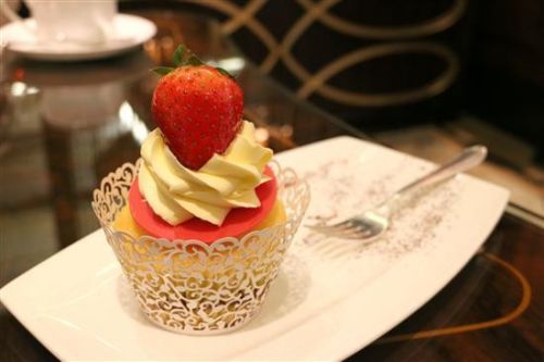 滤镜下的魔幻之都 佳能EOS M2样片赏析