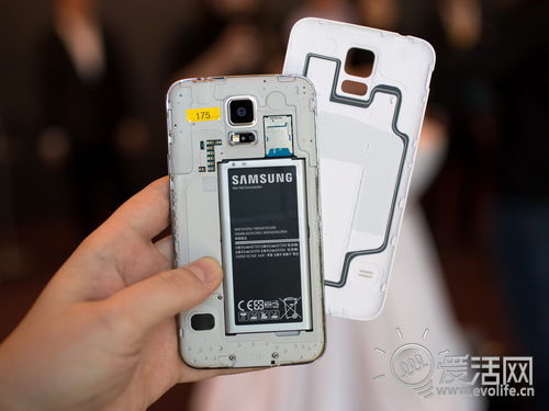 三星新一代GALAXY S5上手试玩：进化 而不是革命[图]1