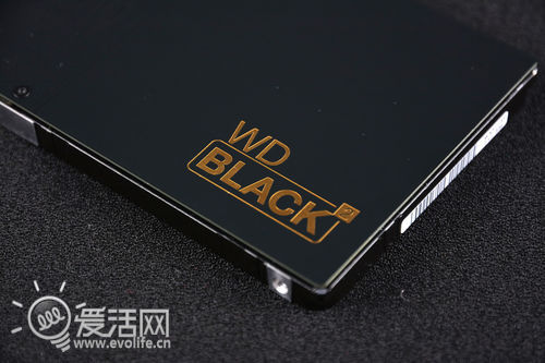 鱼与熊掌不必选择 体验WD Black2双驱动器硬盘合璧[图]2