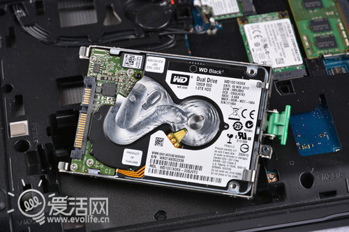 鱼与熊掌不必选择 体验WD Black2双驱动器硬盘合璧[图]2