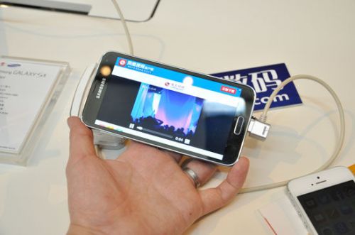 三星GALAXYS5旗舰:视频中庸v旗舰人像试玩外观识别图片
