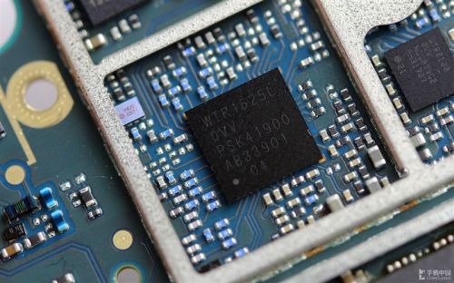 索尼国行移动版Xperia Z2完全拆解0
