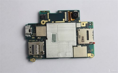 索尼国行移动版Xperia Z2完全拆解6