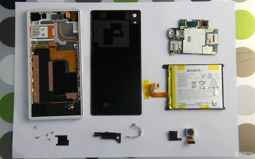索尼国行移动版Xperia Z2完全拆解8