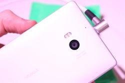 这下合手了 诺基亚WP8.1新旗舰Lumia 930上手玩11