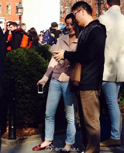 奶茶妹妹章泽天父亲:我也不管她了