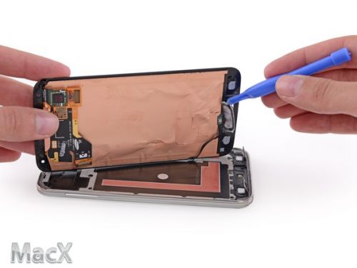 三星Galaxy S5完全拆解：能换电池 但可维修性差19