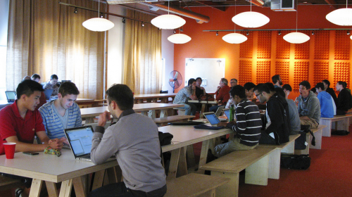 YC将开新单日创业辅导班,新校长谈孵化器垄断