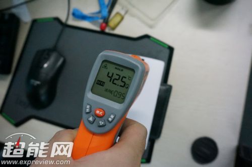 均衡、诚意与节操，零售版一加手机评测4