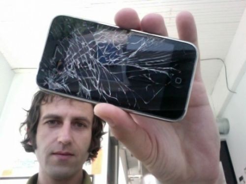 智能手机防碎显示屏问世_光电\/显示技术_IC技