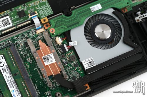 Dell XPS 18 评测3