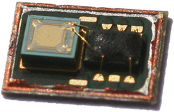 大陆LED封装厂首度跻身前十;上海贝岭大股东