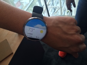 现场体验Moto360: 块头大 美到哭4