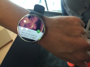 现场体验Moto360: 块头大 美到哭5
