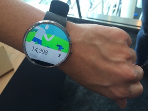 现场体验Moto360: 块头大 美到哭3